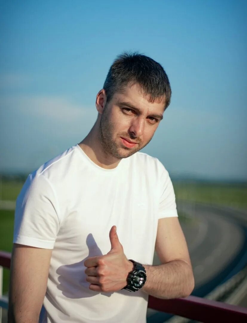 Погосов ау. Slavik pogosov. погосов. слава погосов. pogosov slavik блоггер.