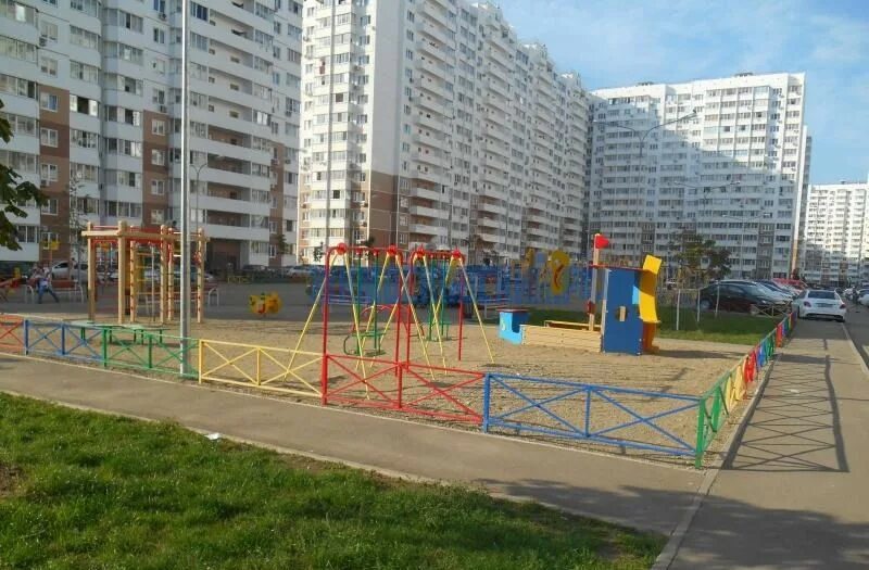 Краснодар зиповская 7. Краснодар, зиповская улица, 42. Жк кубанский зиповская. Зиповская 68. Зиповская 5 краснодар.