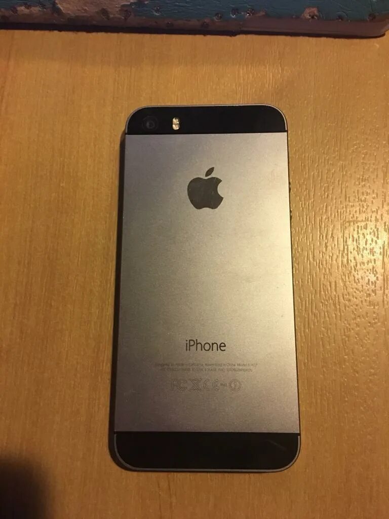 Iphone 5s Space Gray back. Айфон за 120 тысяч рублей. Айфон 300 тысяч рублей. Айфон за 45 тысяч рублей. Айфон за 1000 рублей