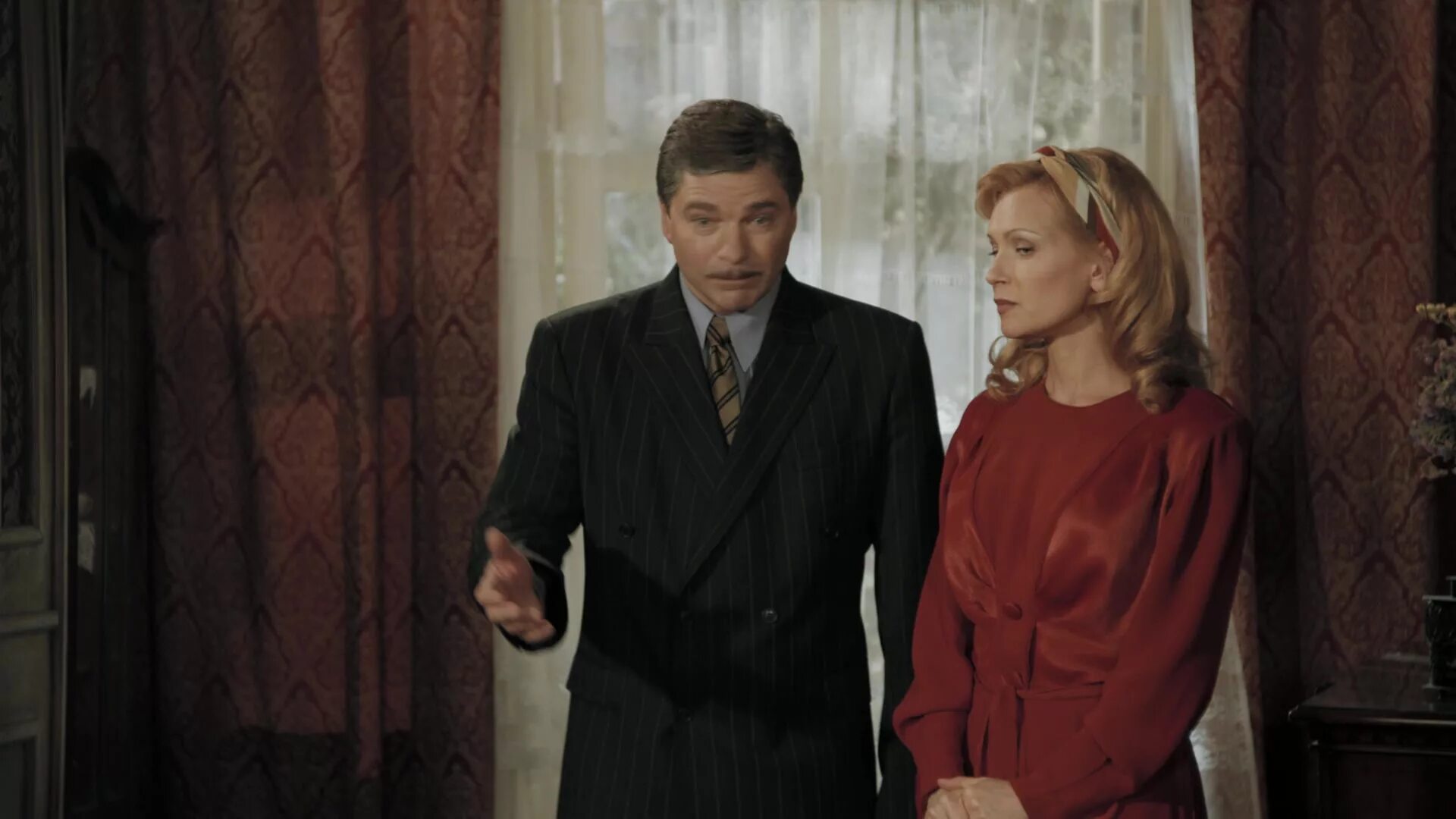 дом с лилиями похожие