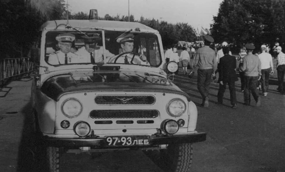 20 апреля 1980 года. Милиция на Олимпиаде 80. Автомобили олимпиады 80. Автомобили олимпиады 1980. Советская милиция на Олимпиаде 1980 года.