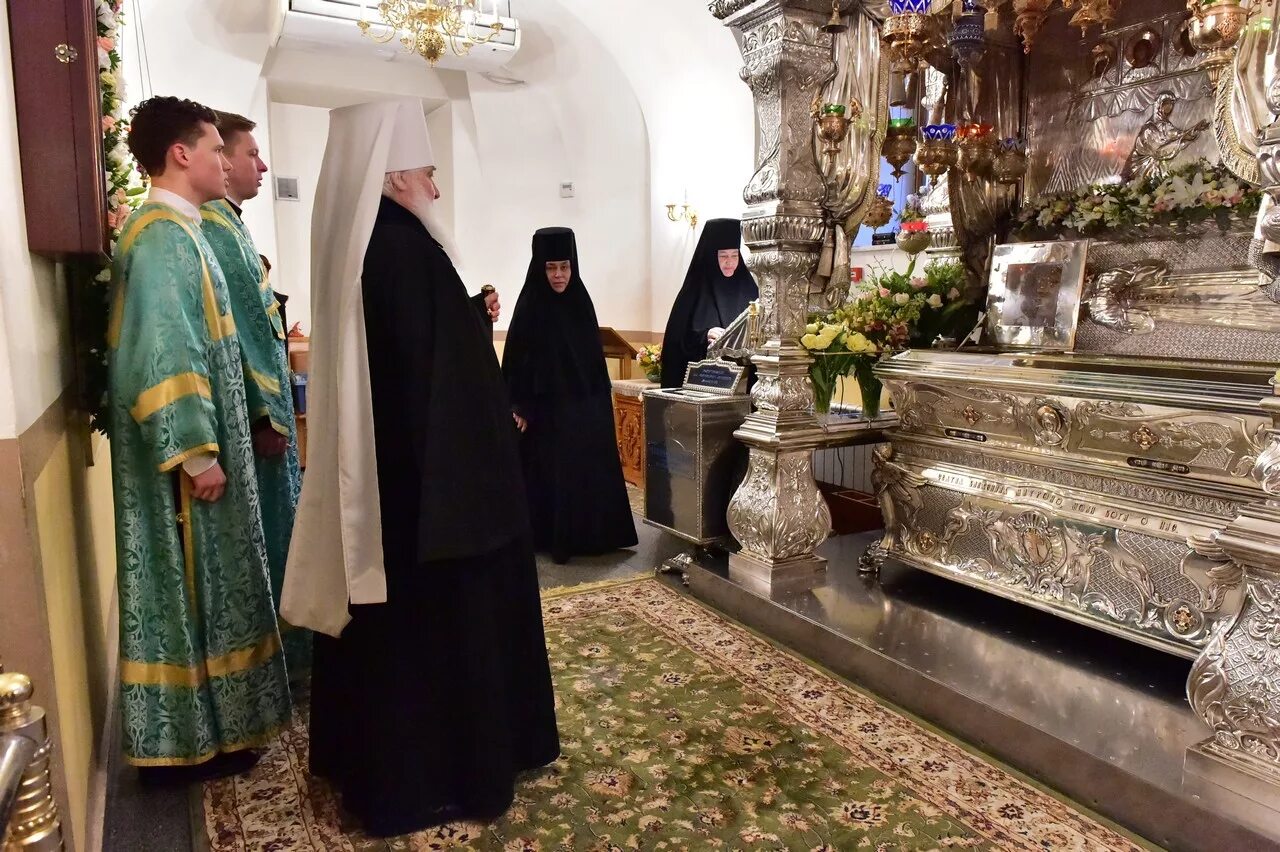 В каком монастыре находится матрона московская. Мощи матроны московской в покровском монастыре.