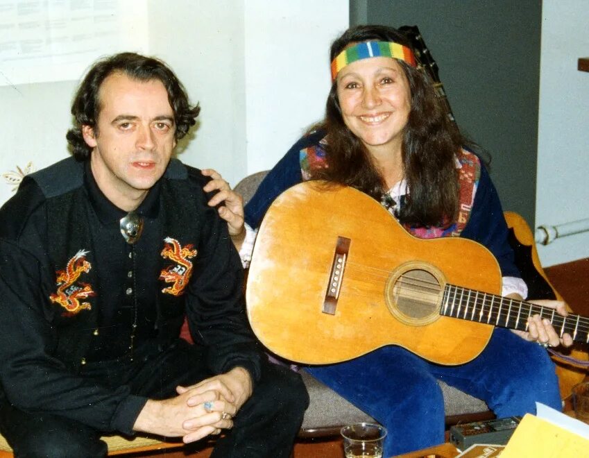 Julie felix. Julia felix. felix lewis.