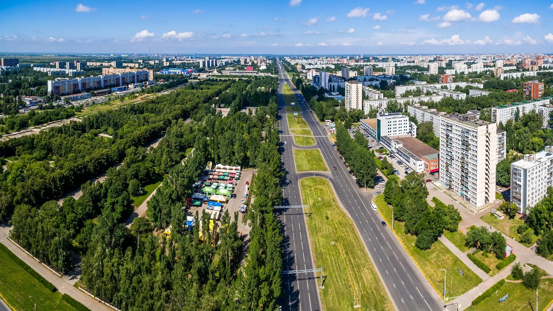 Парк тольятти автозаводский. Тольятти Автозаводской район. Парк Победы Тольятти Автозаводский район. Автозаводской район Тольятти сверху. Город Тольятти Автозаводский район.