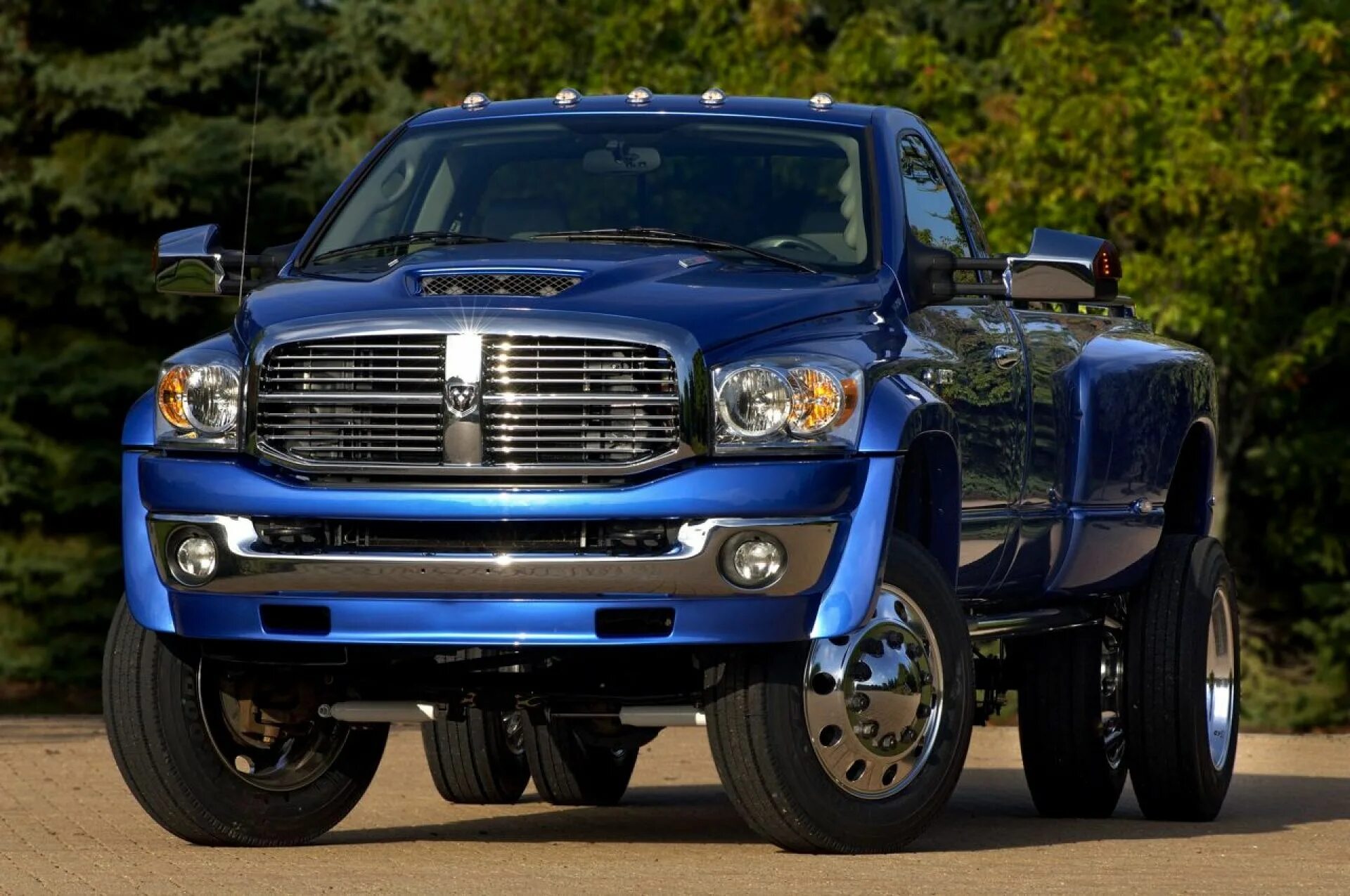 Blue ram. Dodge Ram 5500. Dodge Ram 6500. Dodge Ram джип. Dodge Ram 9500.