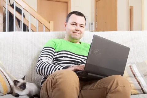 Как называются люди которые сидят