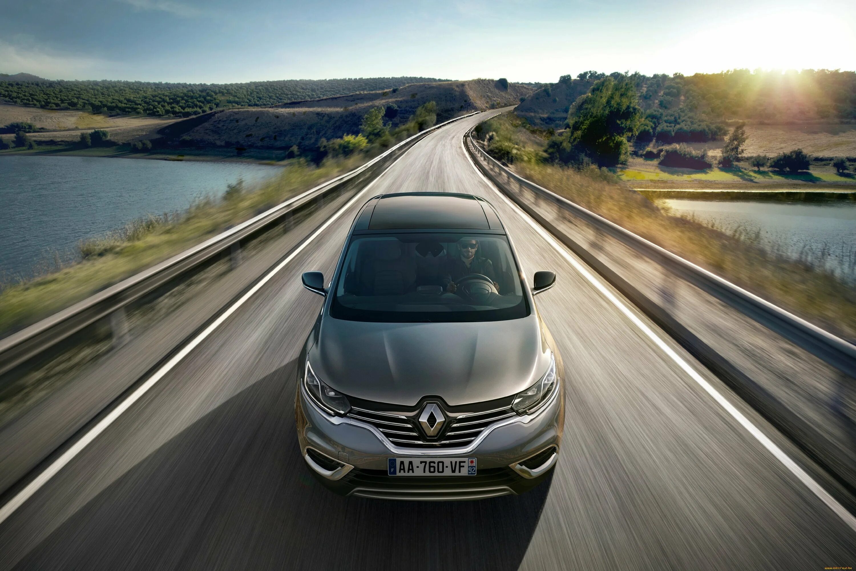 Рено ассистент. Renault espace 2019. renault espace 2015. renault espace v (2015 - настоящее время). рено эспейс 2019.