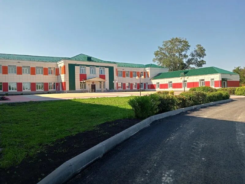 курская область горшеченский район поселок горшечное. горшечное школа имени жиронкина директор. школа имени жиронкина. горшечное курская область школа. школа имени жиронкина.