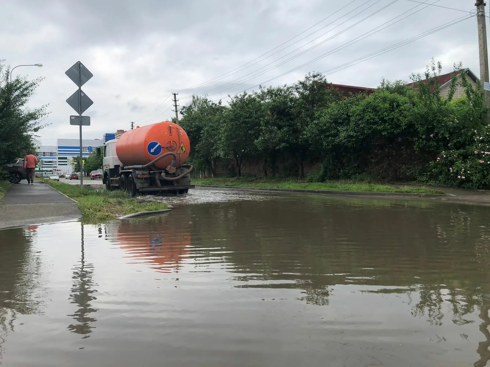 Кубань уровень воды в реке сегодня краснодар. Потоп в Краснодаре. Затопления в Краснодарском крае. Краснодар затопило. Наводнение в Краснодарском крае.