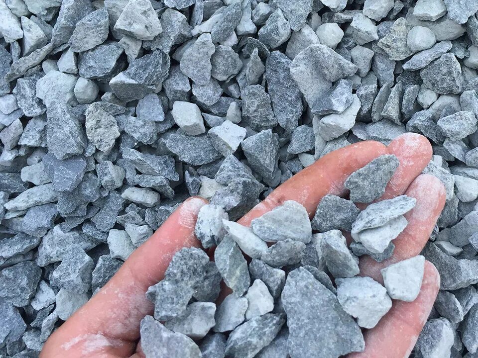 гравий 10-30. щебень природный. щебень водой. щебень водой. щебень гравийный фракции 20-40.