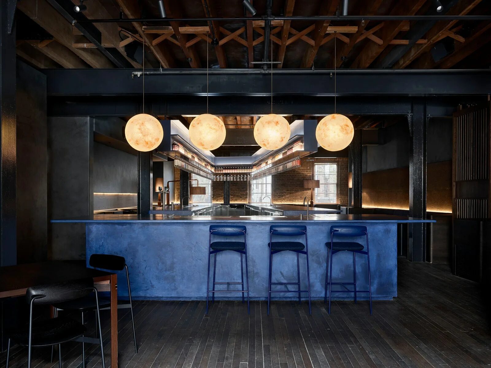 Стрелка бар интерьер. Drunk punk craft bar бар москва. Бар ер. Бар ер. Бар ер.