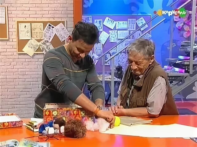 Мультстудия выпуск. Александр олешко мультстудия. мультстудия карусель. карусель анонс мультстудия. мультстудия на канале карусель.