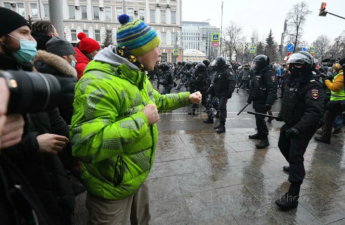 Тверская улица Москва митинг. 31 Августа 2019 митинг оцепление на Пушкинской. Митинг на Пушкинской. Медицинский митинг