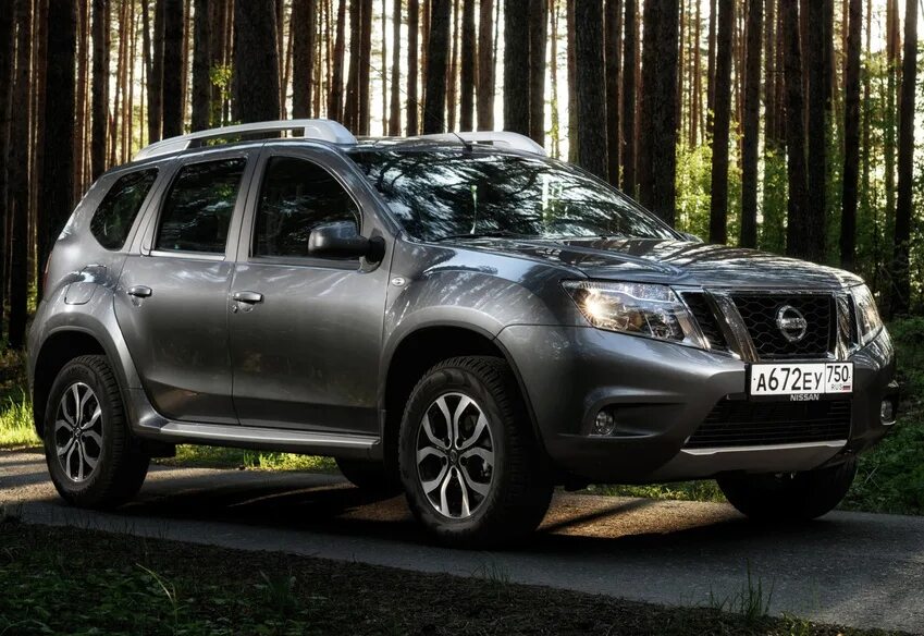 Купить б/у Nissan Terrano III (D10) 1.6 MT (102 л.с.) 4WD бензин механика в Сызр