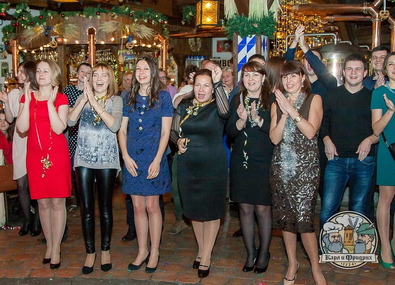 новогодние корпоративы 2023 афиша. новый год 2023 в ресторане. новогодние корпоративы 2023 кафе. стильный новогодний корпоратив. новогодний корпоратив 2023.