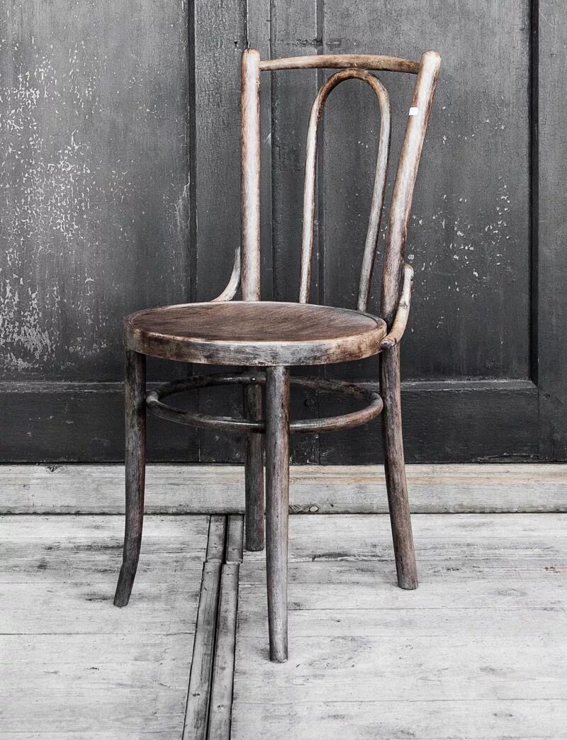 Старинный стул купить. Thonet стулья Антикварные. Старый стул. Антикварный Венский стул. Стулья старинные деревянные.