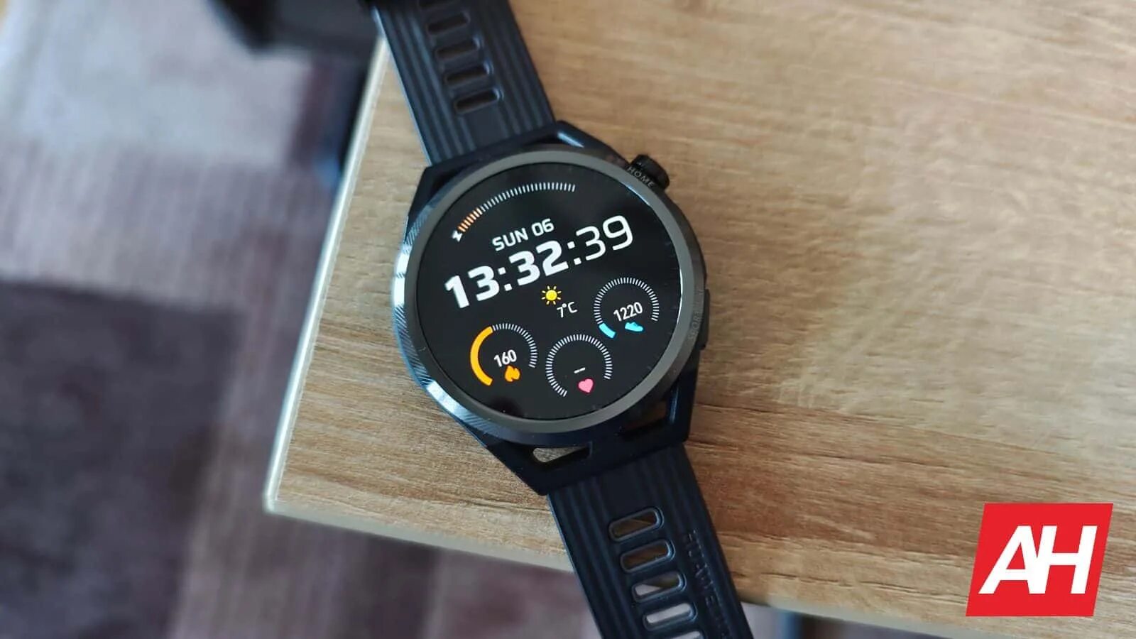 Циферблаты для Huawei gt Runner. Часы Хуавэй ЖТ ранер 46мм. Циферблаты Huawei watch gt 3 Runner. Часы наручные Huawei watch gt зарядник. Часы huawei runner