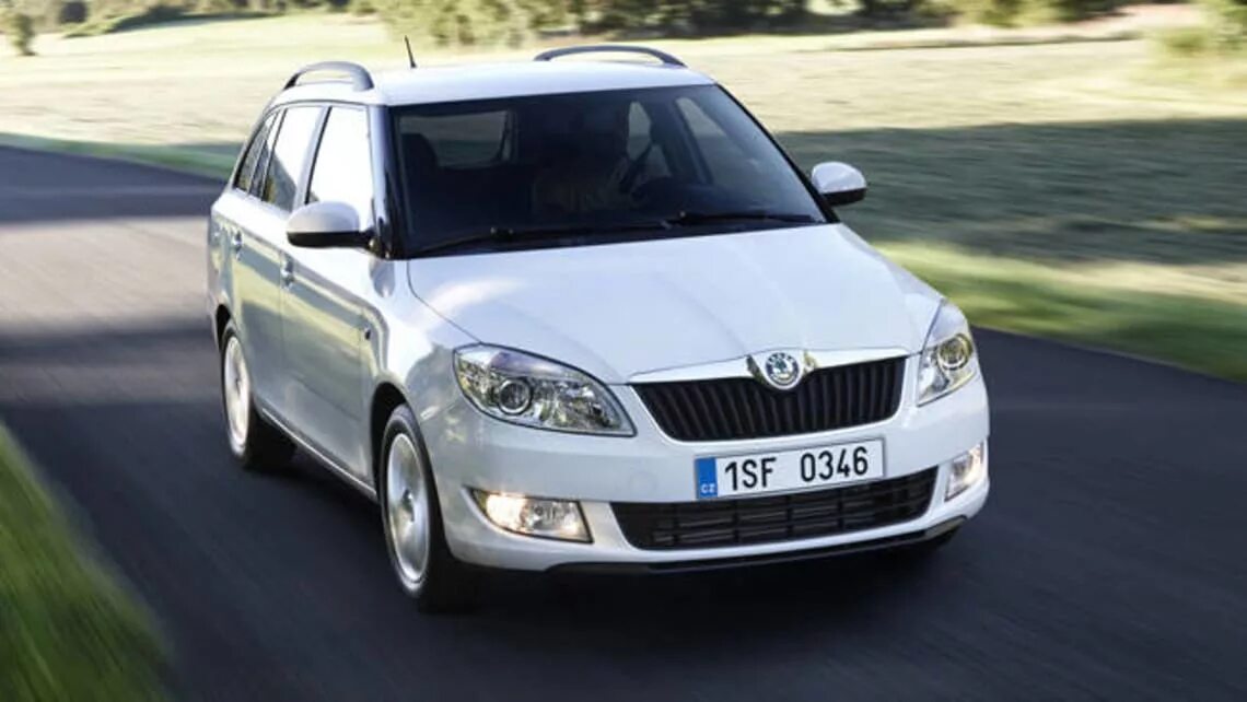 Шкода Фабия 2013. Skoda Fabia Combi 2013. Skoda Fabia Combi 2010. Шкода Фабия универсал 2013. Шкода фабия 1.4 механика