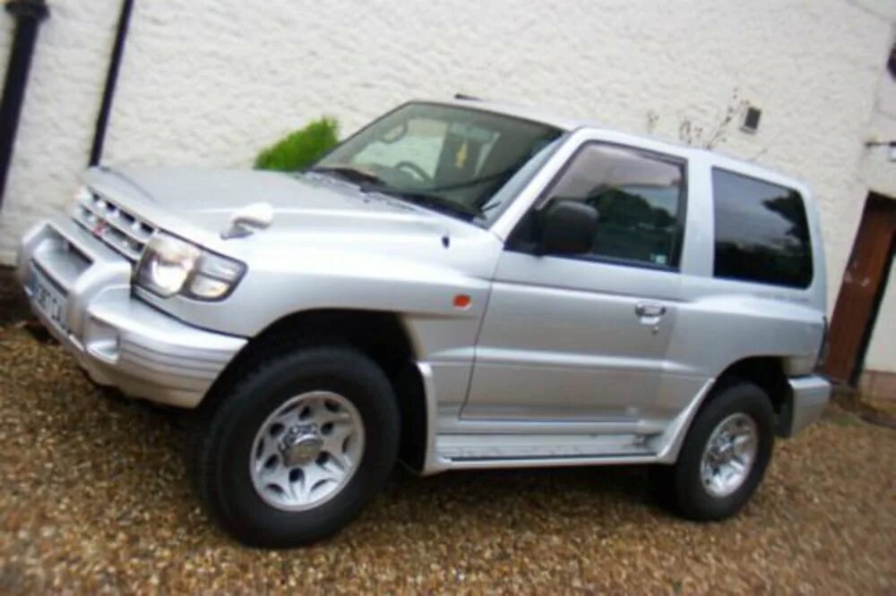 Mitsubishi pajero gdi. V6 gdi mitsubishi pajero. gdi v6 3500 mitsubishi pajero. gdi v6 3500 mitsubishi pajero лого. паджеро 2500.