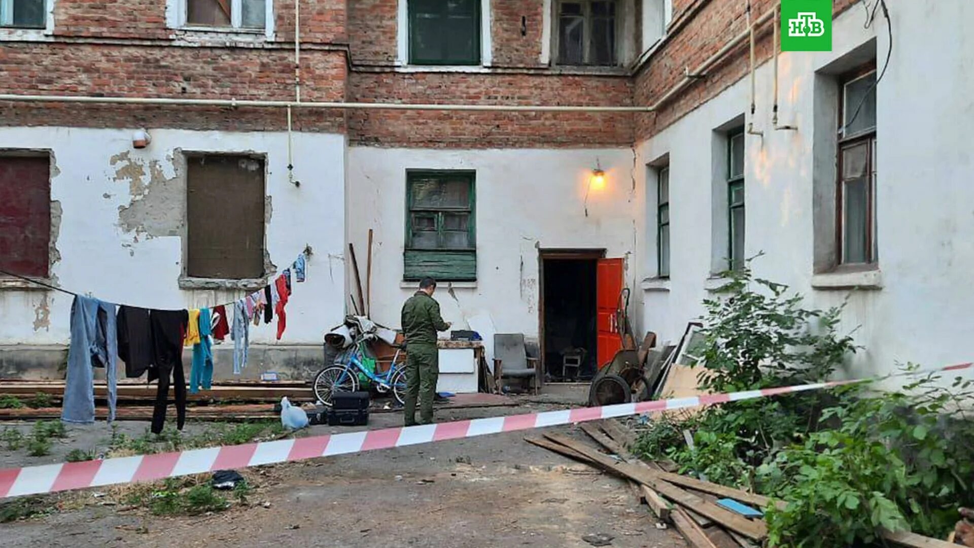 новошахтинск в июле расстреляли семью. расстрел царской семьи николая 2. про семью расстрел. расстрел царской семьи романовых. денис машонский новошахтинск ростовская область.