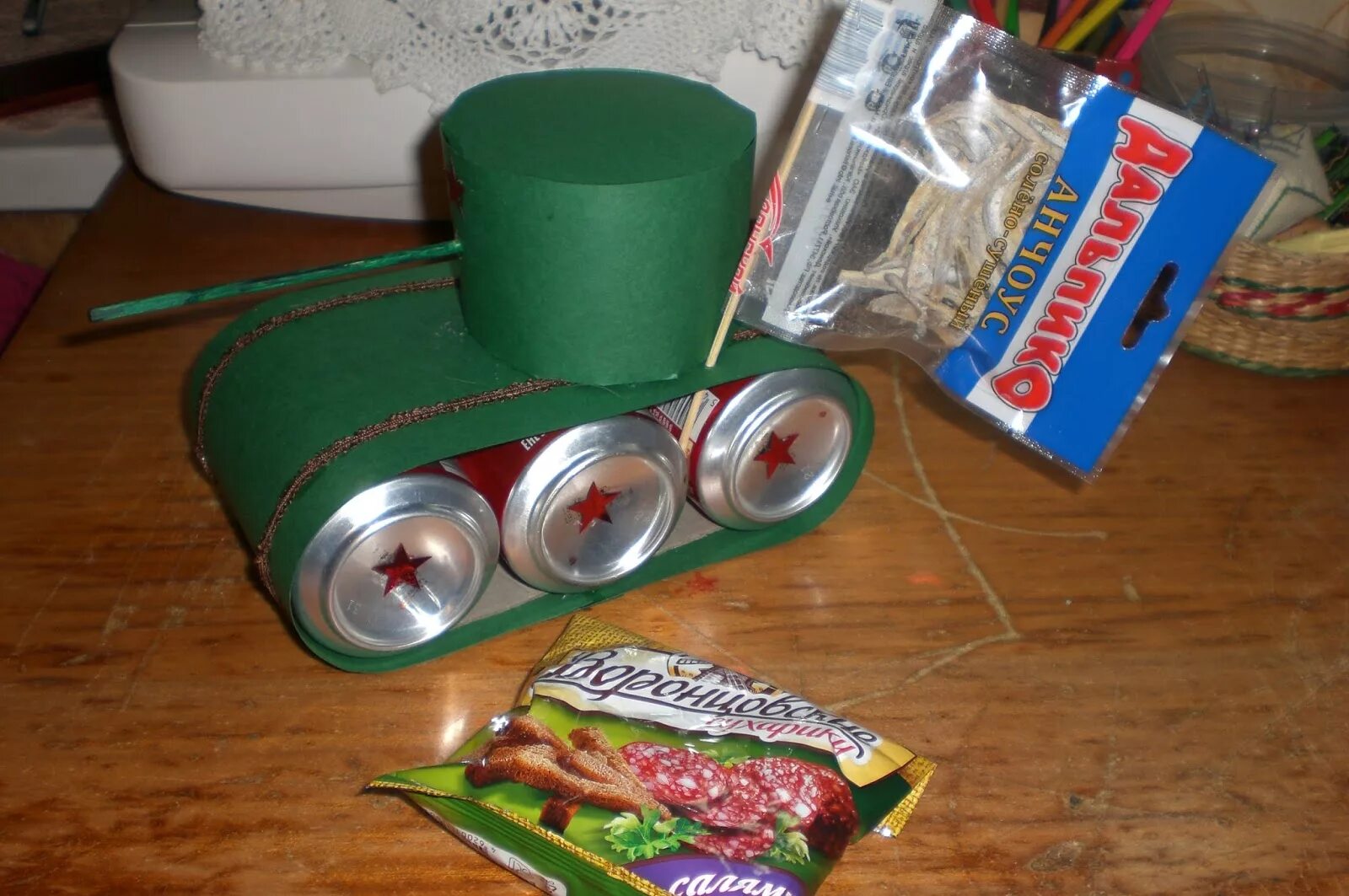 танк из пивных банок