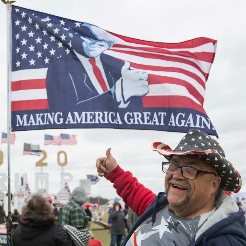 Преуспеть в америке. How to make it in america кадры. Как преуспеть в америке. Как преуспеть в америке. Как преуспеть в америке.