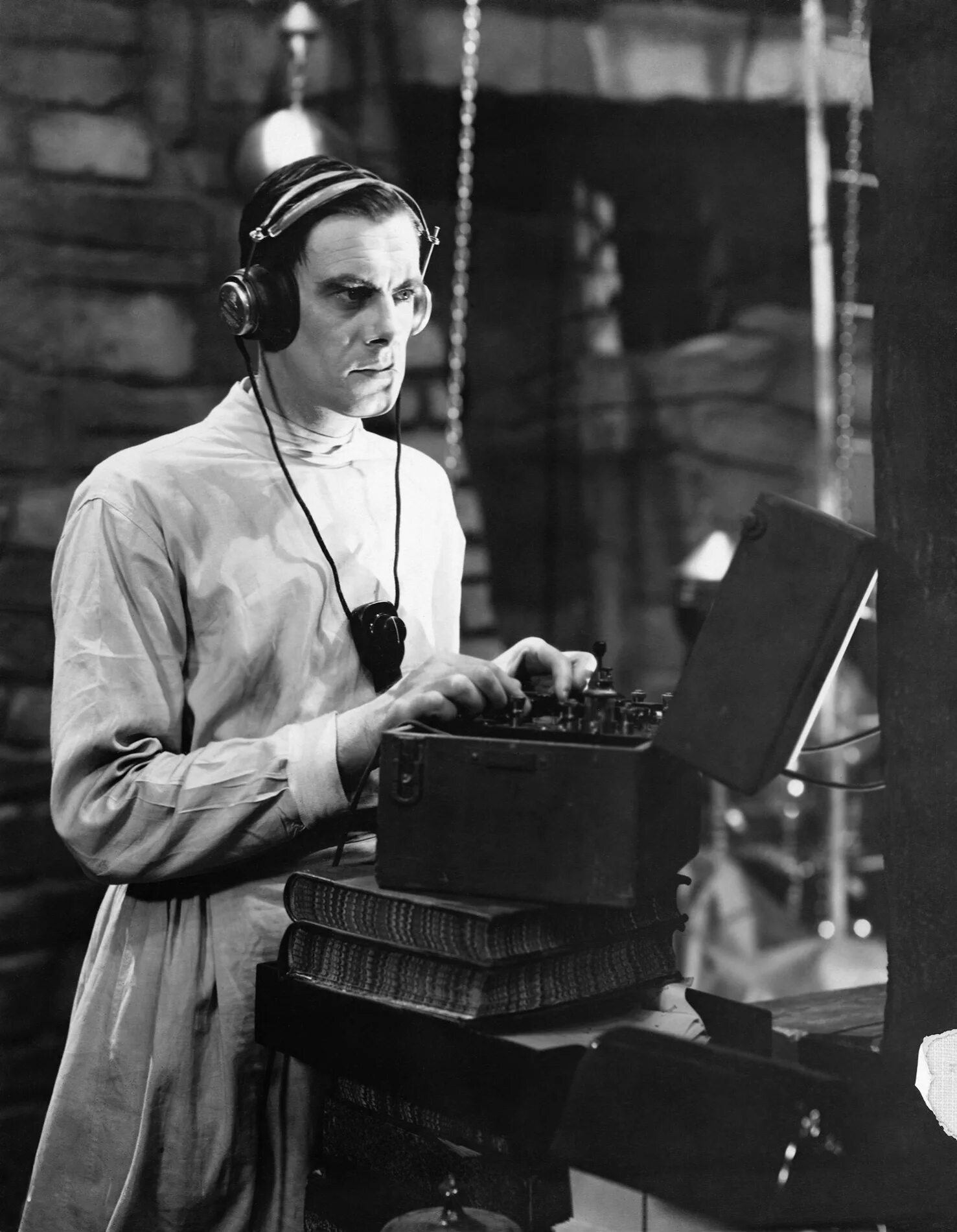 Доктор виктор франкенштейн. Доктор франкенштейн чудовище франкенштейна. Добрый доктор франкенштейн. Доктор франкенштейн красавчик. Добрый доктор франкенштейн.