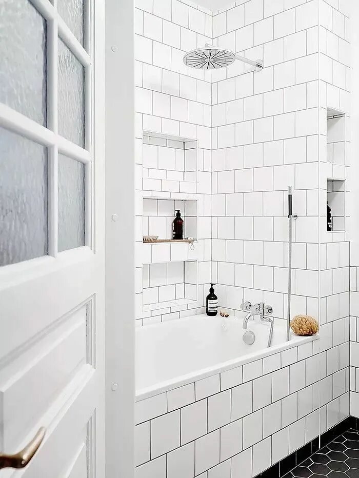 Small Bathroom Tiles, Old Design Trends Making Their Comeback Small bathroom til