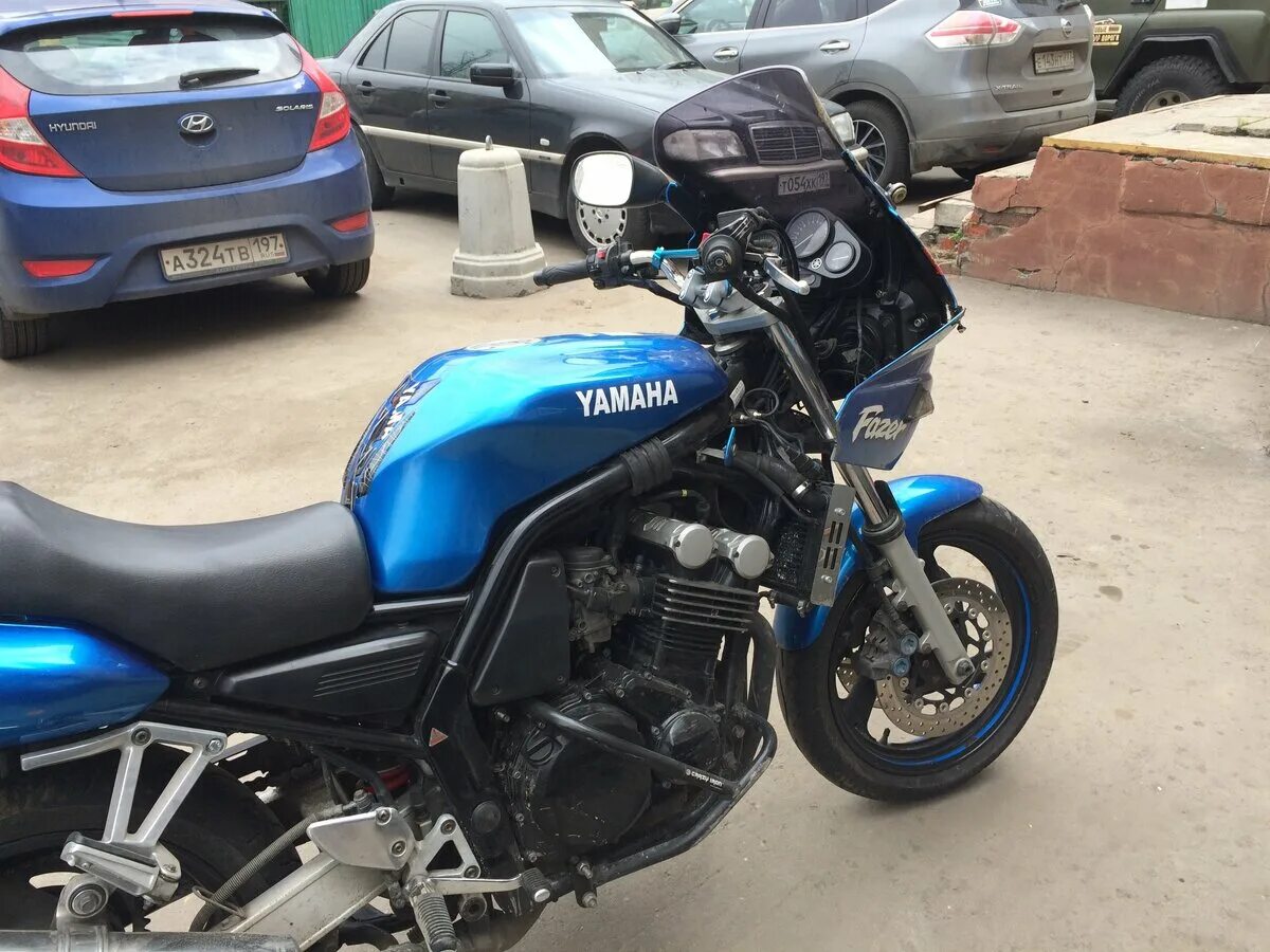 Мотоцикл ямаха 600 кубов 2004. Ямаха 600 кубов. Ямаха 600 авито. Yamaha yzf 600 2000. Yamaha 600.