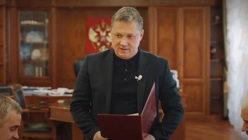 Ворошилов мэр. Ворошилов мэр