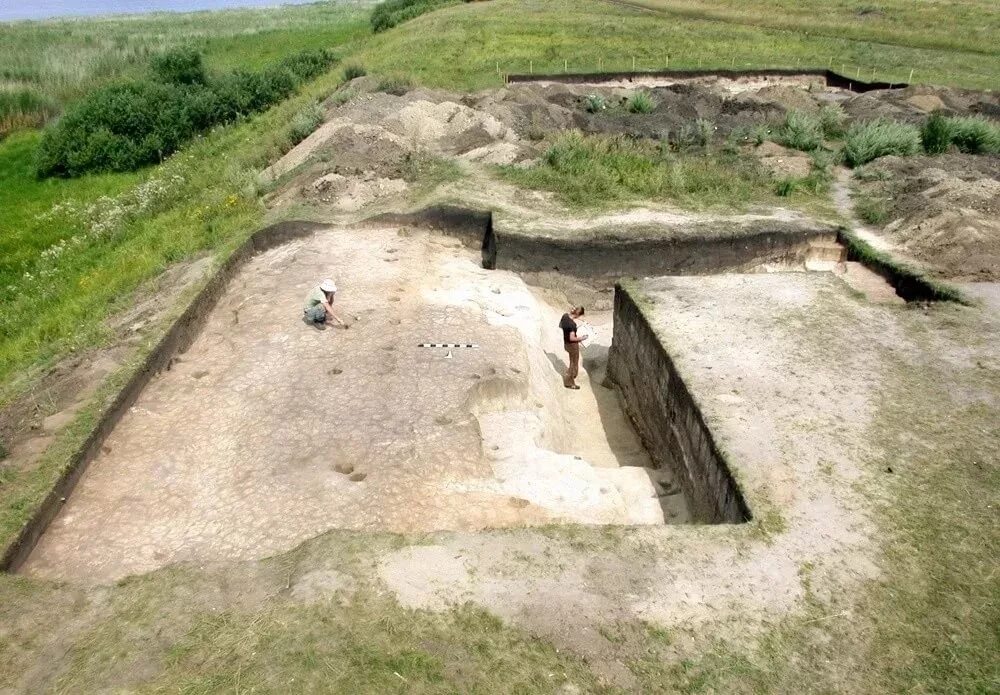 чичабург в новосибирской области археологический памятник. найден город в сибири. самый красивый город сибири. городище чича. зимний новосибирск 2020.