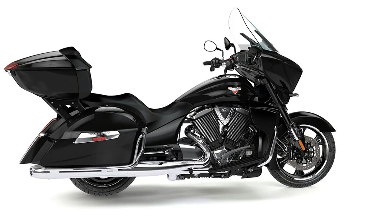Victory vegas custom. Виктори кросс кантри. Victory cross country. Victory мотоцикл аудио переделка. Мотоцикл виктори кросс роадс.