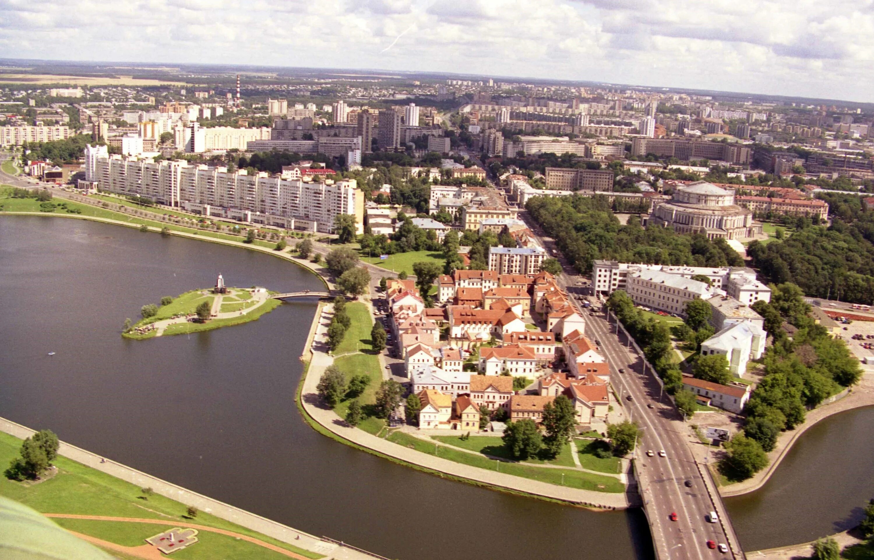Фото с минском. Белоруссия Минск. Брест Белоруссия панорама. Минск панорама. Троицкое предместье Минск вид сверху.