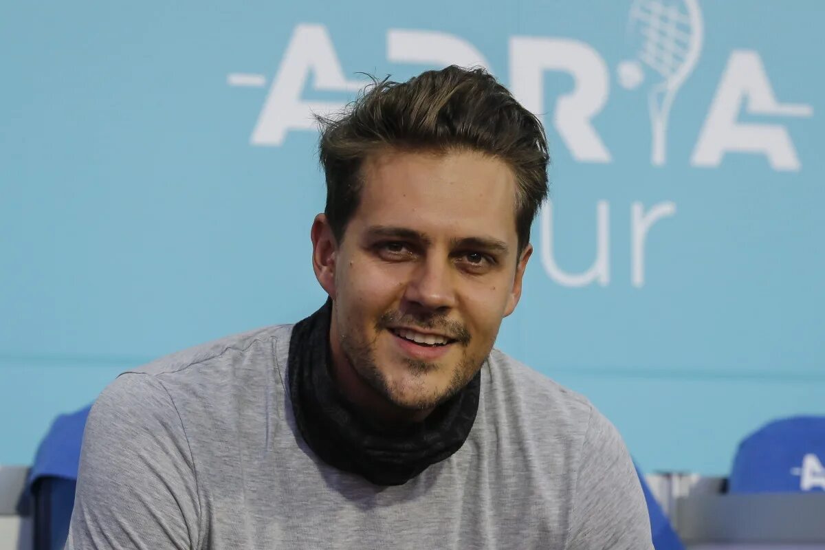 милош бикович 2020. сербский актер милош бикович. милош бикович аглая тарасова 2021. где живет милош бикович сейчас. милош бикович 2021.