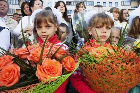 Первоклассник у тебя сегодня песня слушать