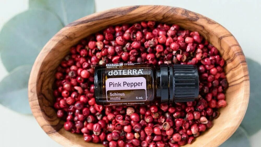 Розовый перец отзывы. Розовый перец ДОТЕРРА. Розовый перец Pink Pepper ДОТЕРРА. Розовый перец эфирное масло ДОТЕРРА. Эфирное масло черного перца ДОТЕРРА.