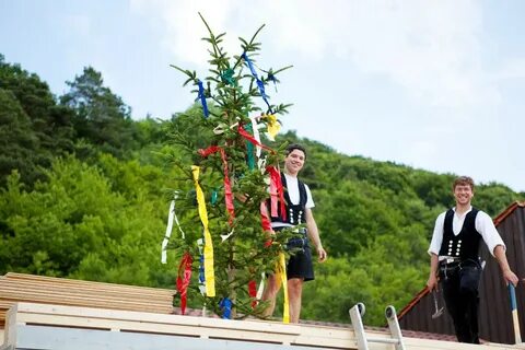 Topping out