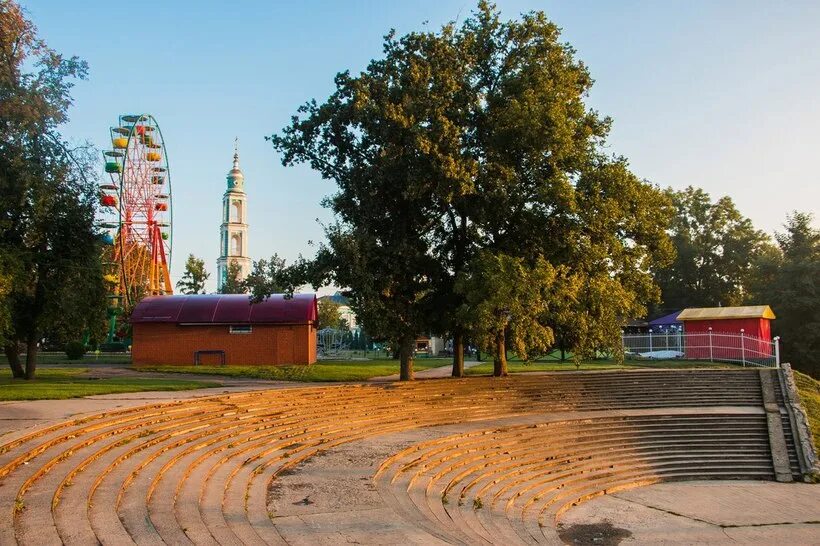 Тамбов центральный парк. Парк культуры тамбов. Парк культуры тамбов. Парк победы тамбов аттракционы. Парк культуры тамбов аттракционы.