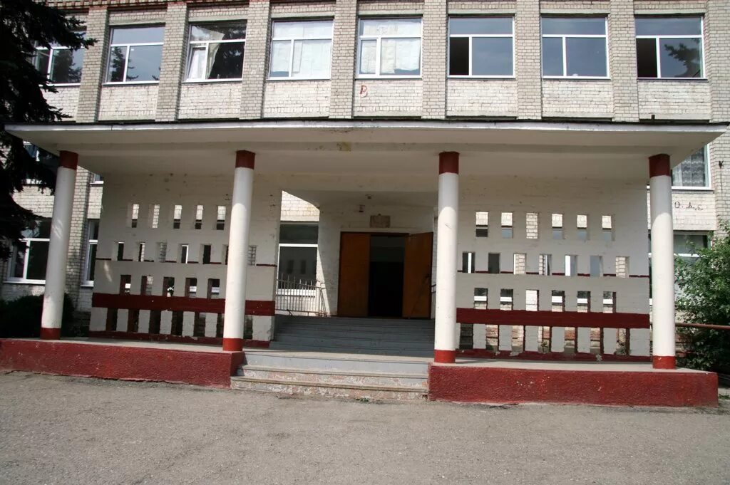 Школа 5 мончегорск. Школа 8 одинцово. Школа 5 или 10. Школа 10 перловка мытищи. Школа 2 невинномысск.