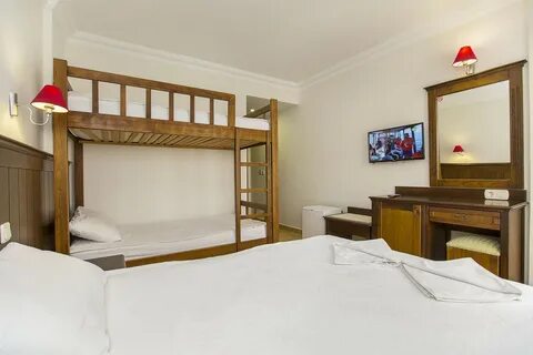Side resort annex hotel