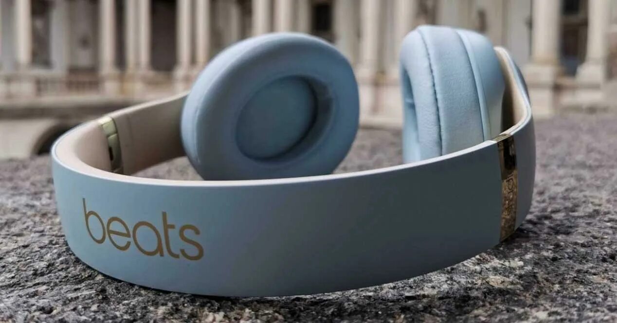 Cloud 3 wireless. Beats Studio 3 Wireless. Beats Studio 3 голубой. Beats Studio 3 белые. Beats Studio 3 Wireless Silver.