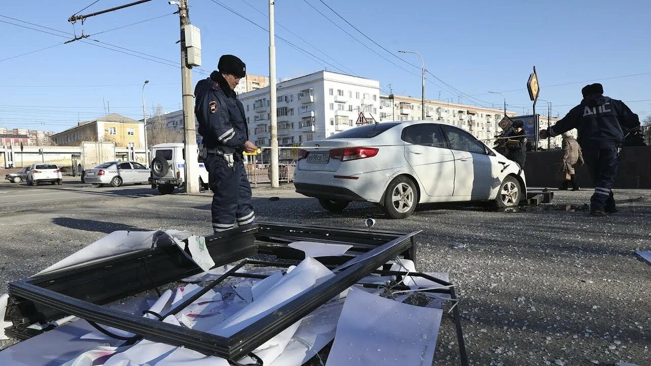 Новости сегодня происшествия политика. Высота 102 Волгоградская область ДТП. Кировский Волгоград происшествия. Высота 102 Волгоград происшествия сегодня ДТП. Высота 102 Волгоград происшествия ДТП за неделю.