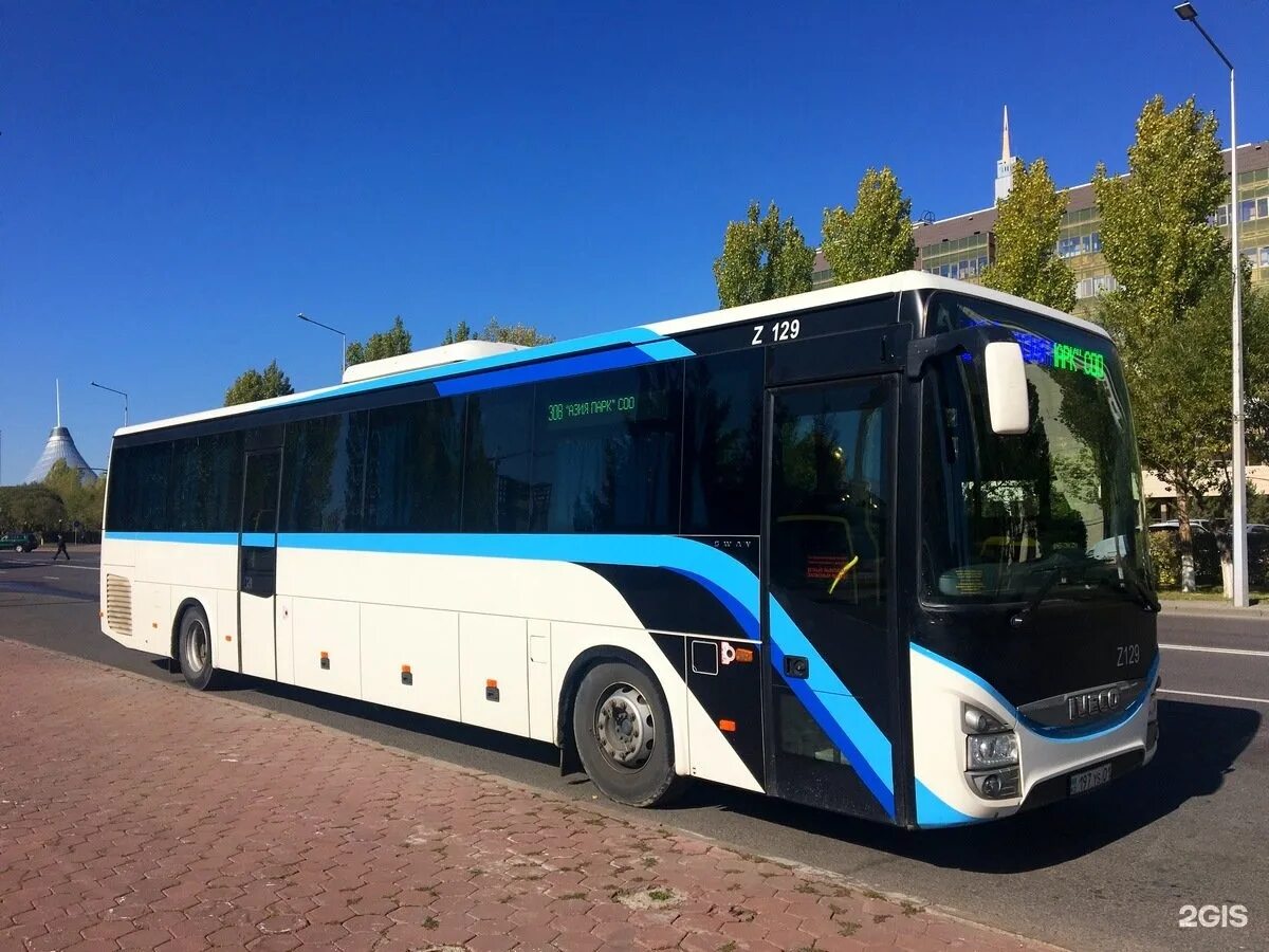 Автобус астана время. Iveco Crossway line 13m. Iveco Crossway Астана. Автобус Ивеко Астана. Автобус Sultana.