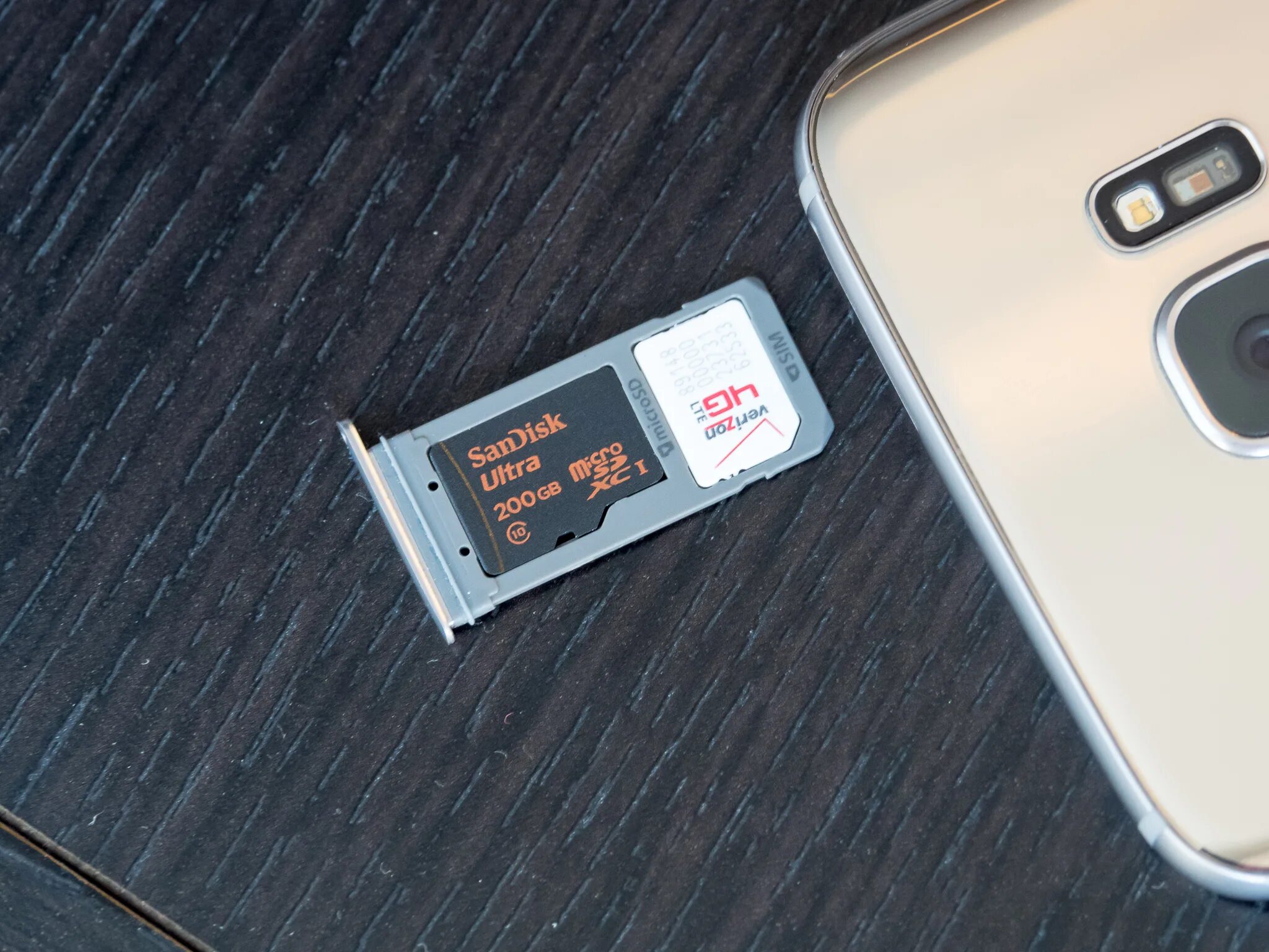 Samsung Galaxy MICROSD. Самсунг галакси s7 карта памяти. Микро флешка самсунг. Флешка для смартфона самсунг Galaxy s22.