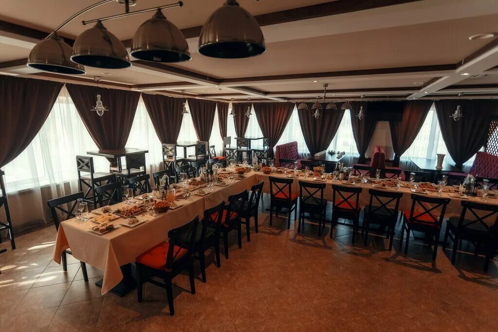 кафе южные ворота курск. южные ворота курск гостинично-ресторанный комплекс. южные ворота курск. кафе южные ворота. кафе южные ворота.