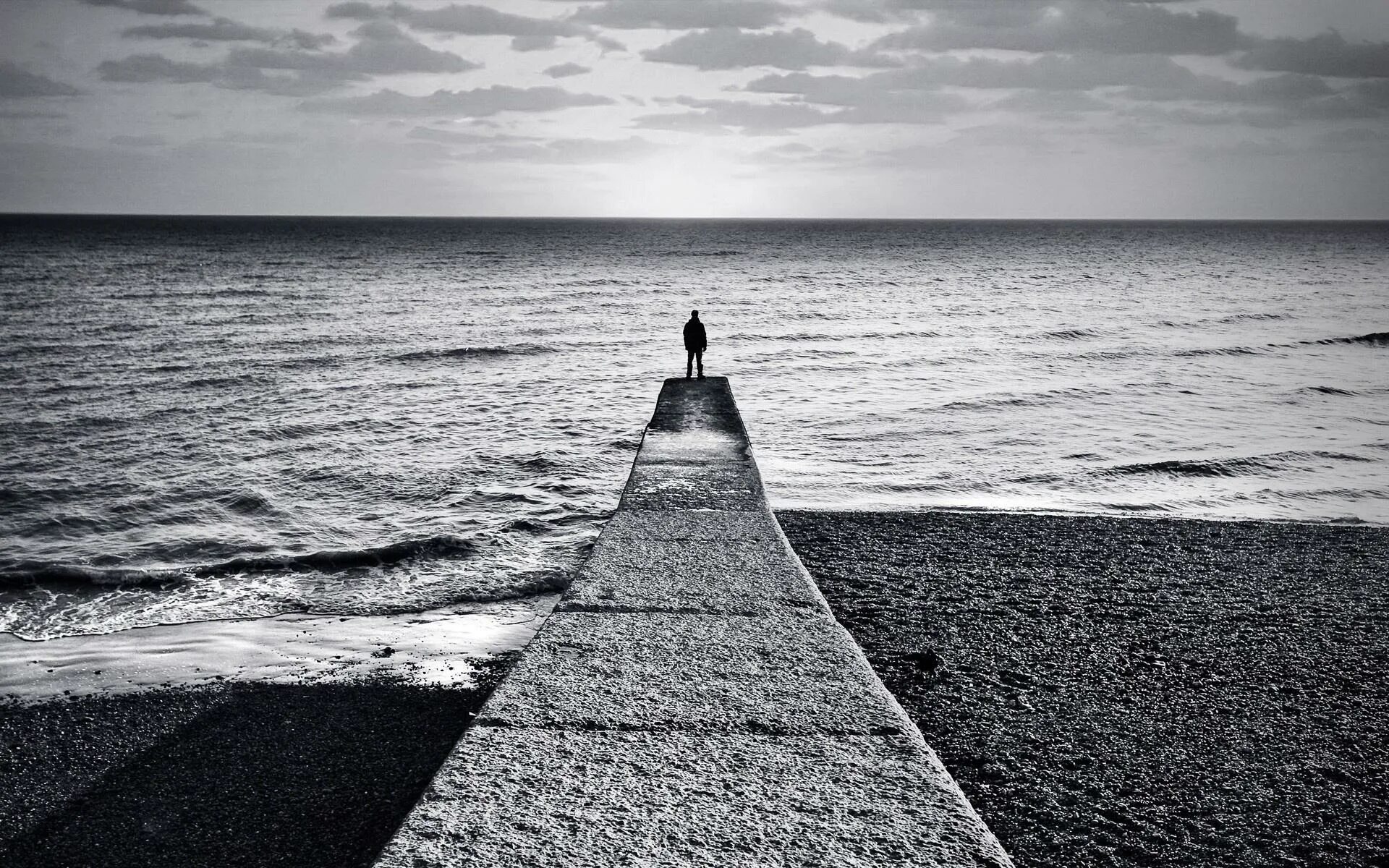 Картинка со смыслом про. Это одиночество. Грустные картинки. Море одиночество. Море грусть.