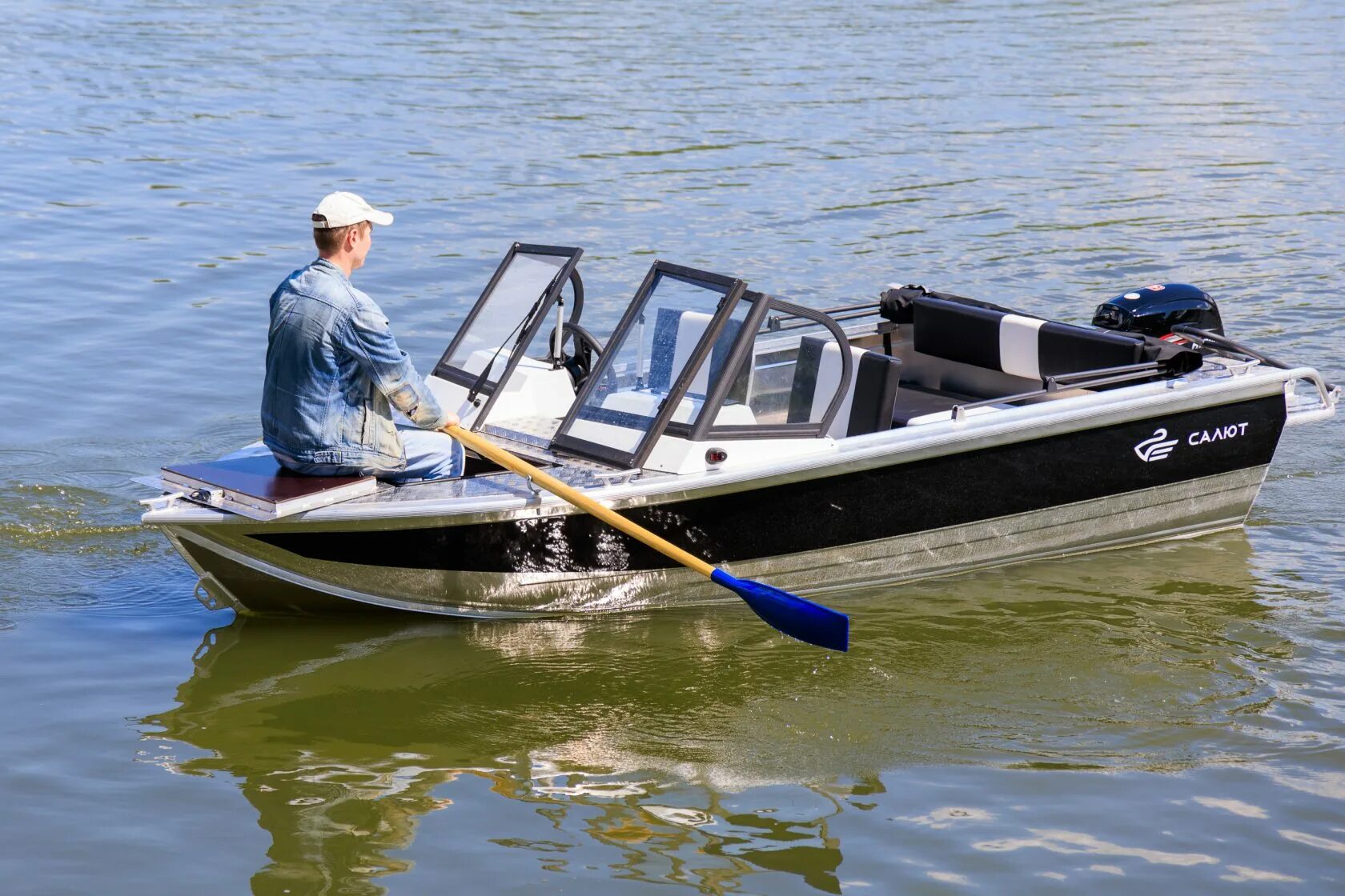 Лодка 430. Лодка тактика 430 рм. Лодка тактика 430 рм. Катер тактика-430dc. Алюминиевая лодка тактика 430.