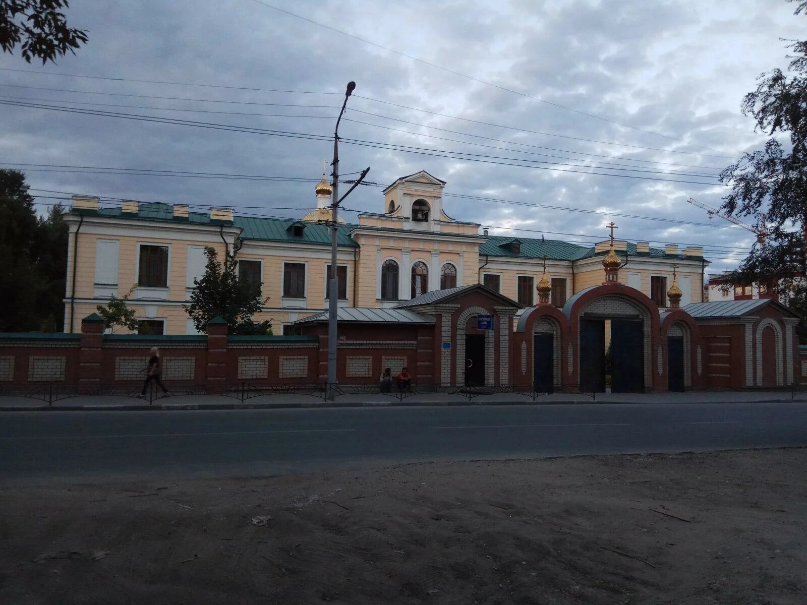 Саратов свято никольский мужской. Свято-Никольский мужской монастырь Саратов. Никольский монастырь Саратов. Мужской монастырь в Саратове. Мужской монастырь в Саратове Дегтярная.