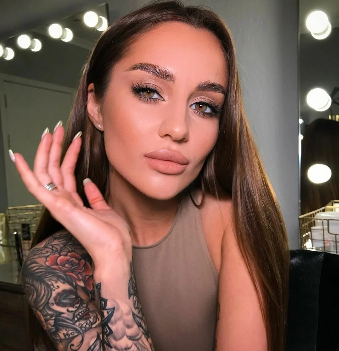 Гуф и айза. Гуф с женой. Гуф и юлия королева. Гуф с женой 2022. Жена рэпера гуфа юлия королева.