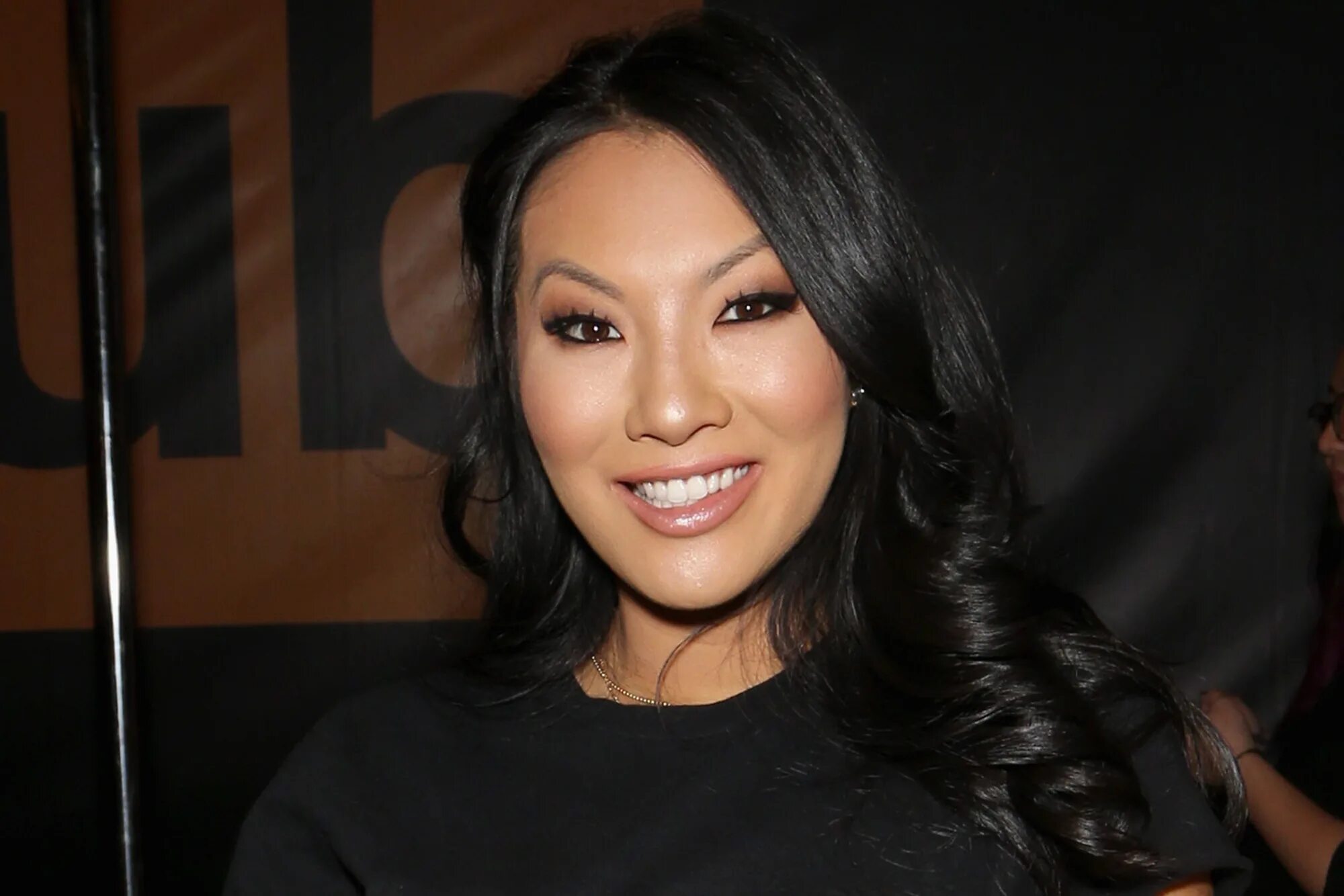 Аса акира в молодости. Аса акира в 1+1. Аса аки. Asa акира. Аса акира макияж.